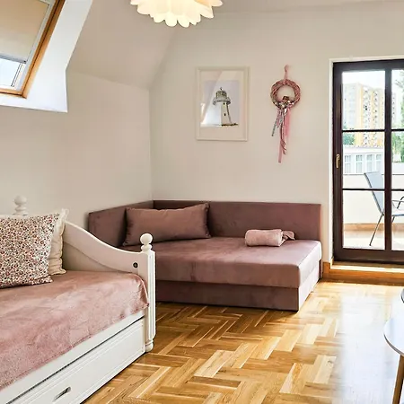 Visit Baltic - Simona Szkolna